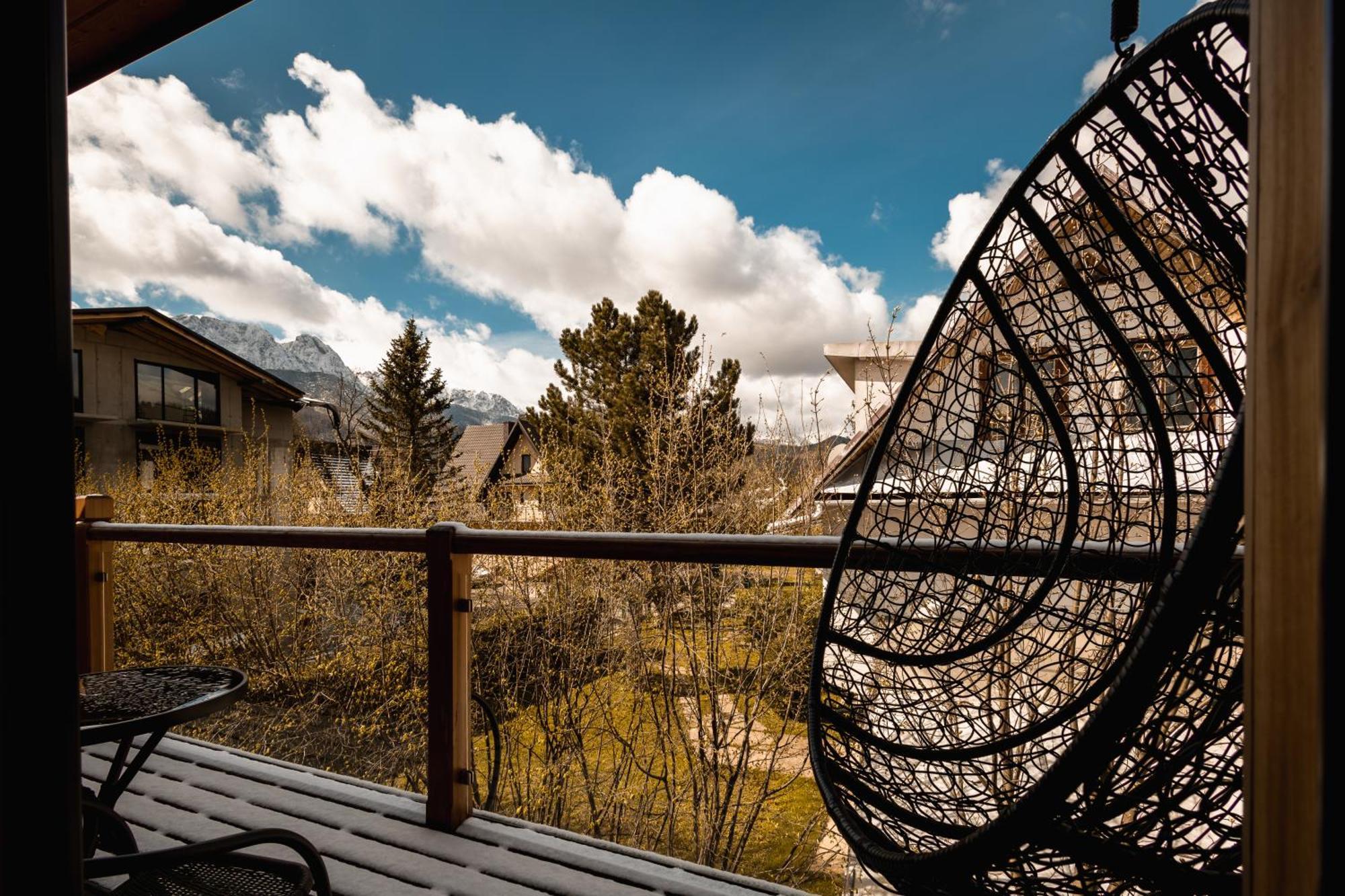 Aparthotel Merynos Zakopane Exteriör bild